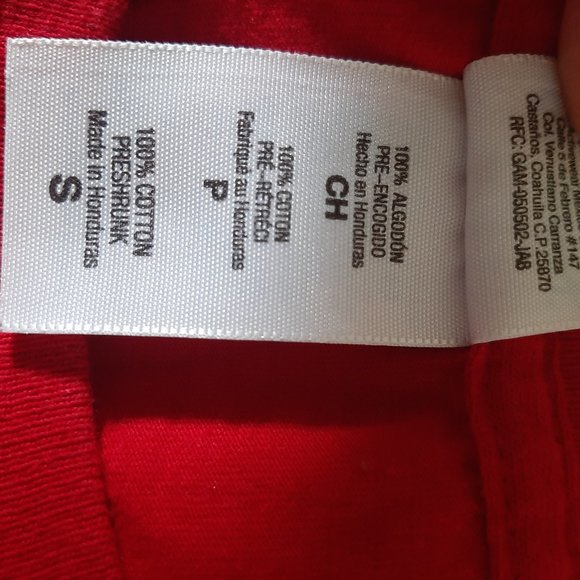 Aritzia Small Red T-Shirt 100% preshrunk Cotton - Picture 5 of 6